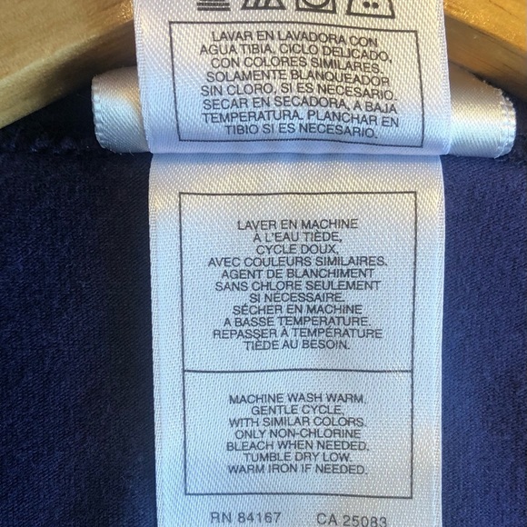 Walt Disney World Mickey Mouse Navy Blue Short Sleeve Tee Shirt Woman’s XL - Picture 8 of 8